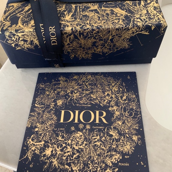 Dior Gift Box with Ribbon and card - Picture 4 of 6